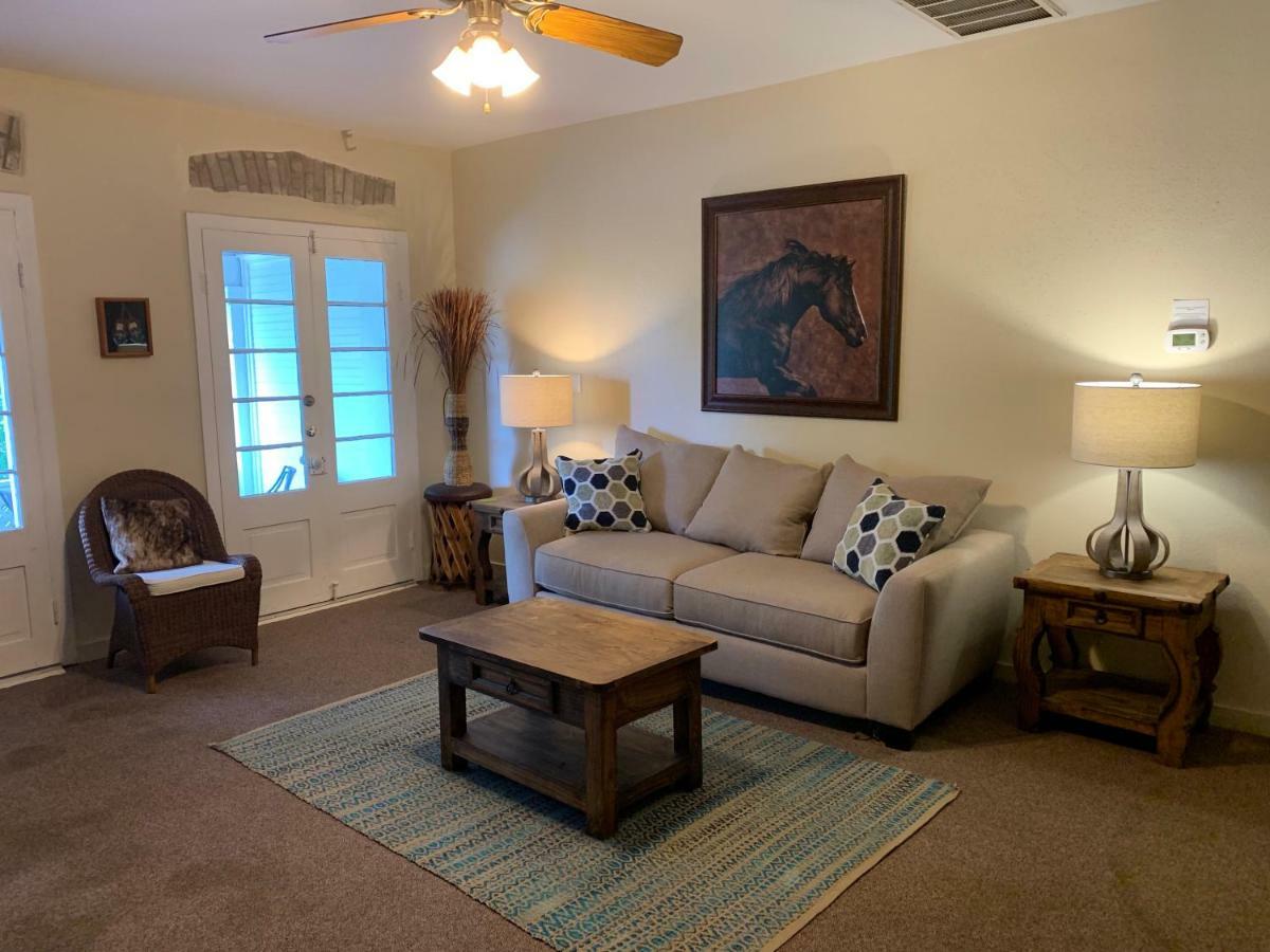 Schmitz Bed & Breakfast New Braunfels Bagian luar foto